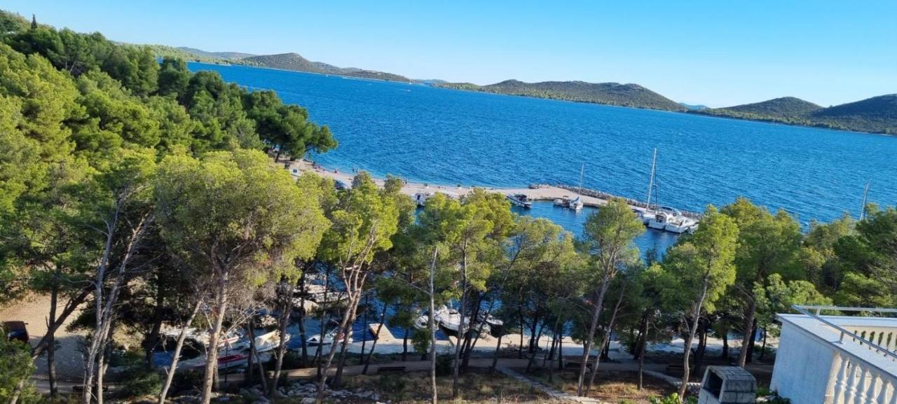Apartman "Cvita" Drage Kültér fotó